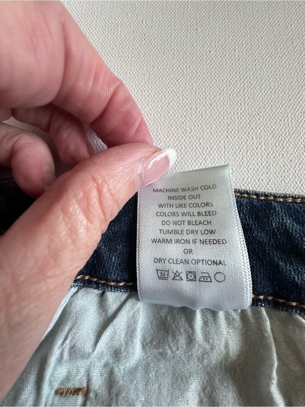 High-Waist Straight Leg Jeans in Washed Dark Blue - Picture 6 of 10
